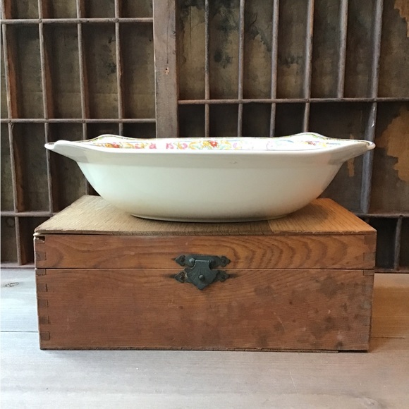 VTG Johnson Bros. Serving Bowl - Picture 4 of 6